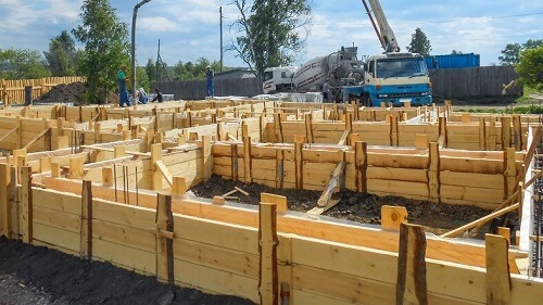 Ленточный фундамент для дома в Жодино